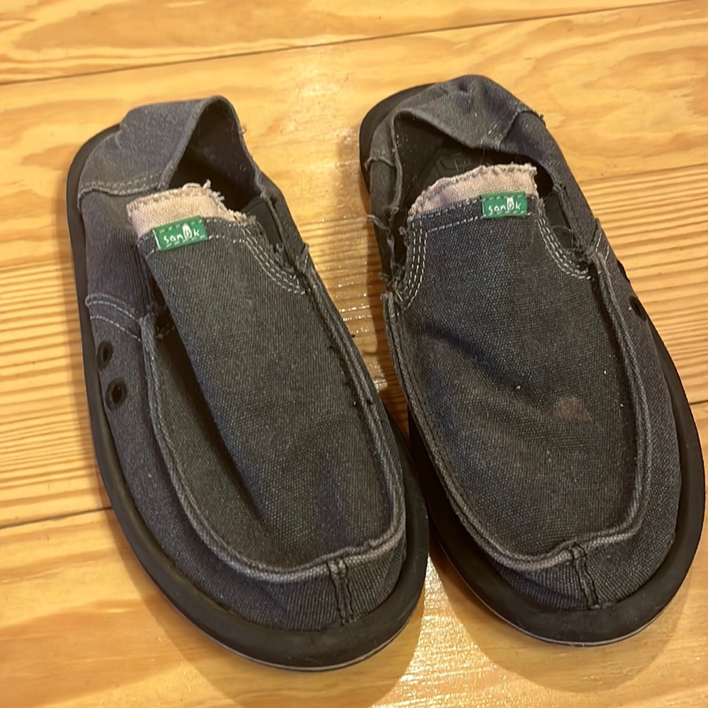 Sanuk Shoes